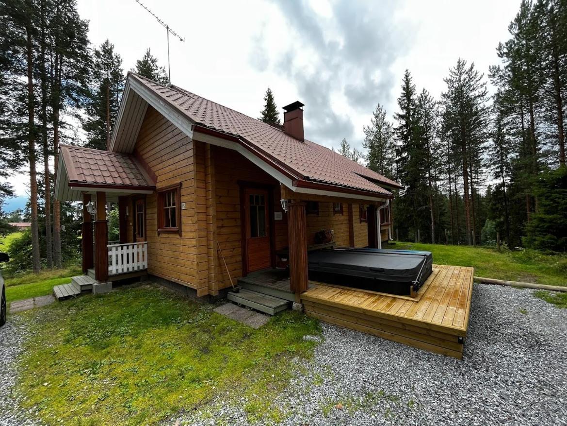 Keskikosken Lomamoekit Venajanjarvi Exterior photo